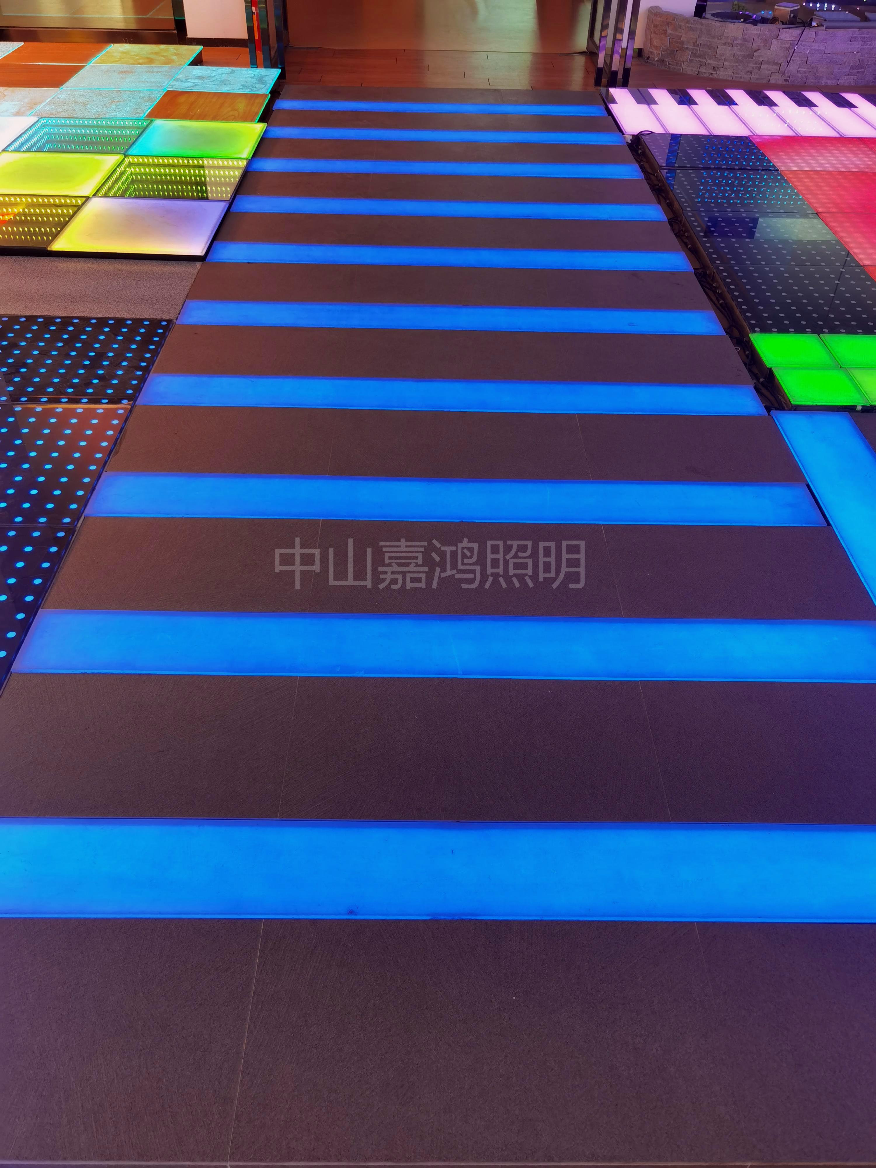 LED感应地砖灯